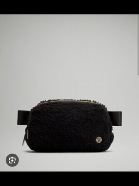 Lululemon Fleece Sherpa Belt Bag